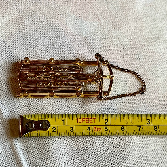 JJ Jonette downhill sled brooch and Vintage Christmas tree brooch . - Picture 4 of 8